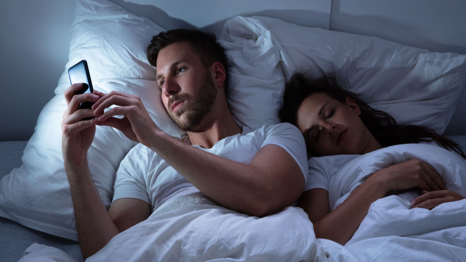 How do I deal with a cheating husband?